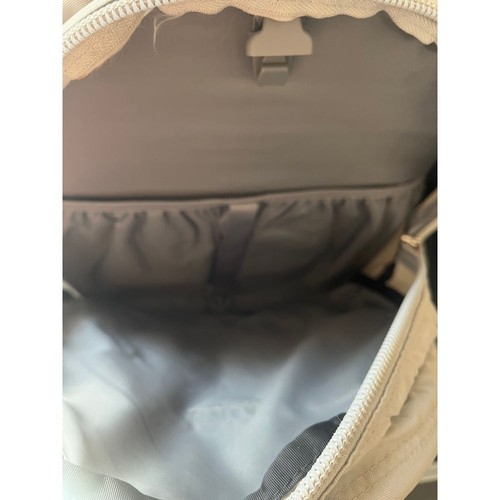 The North Face Borealis Backpack Silver Purple Hiking Utility Camping Outdoor - Picture 10 of 15