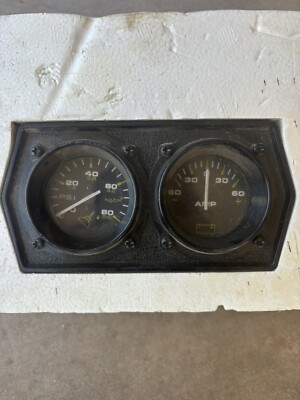 DOUBLE GAUGE SET~OIL and BATTERY   NOS (Possibly Actron)