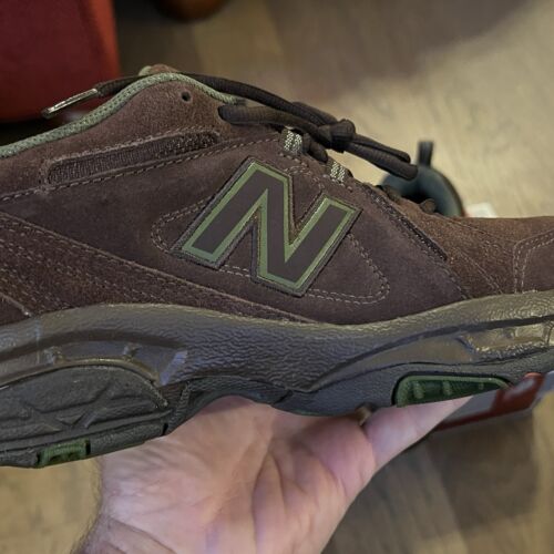 Scarpe da passeggio New Balance 608 v3 da uomo 11,5 US Training Marrone Scamosciato MX608V30 - Foto 8 di 16