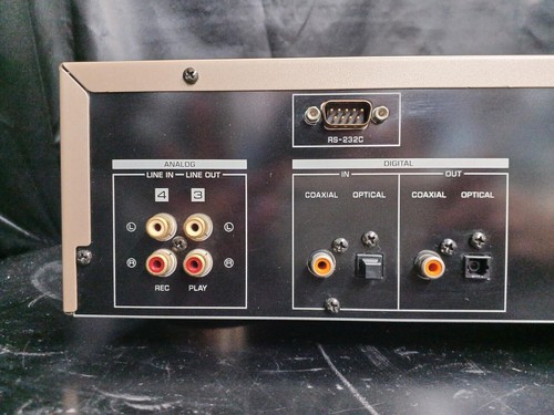 YAMAHA CDR-HD1000 Natural Sound HDD / CD Compact Disc Recorder - Picture 13 of 16