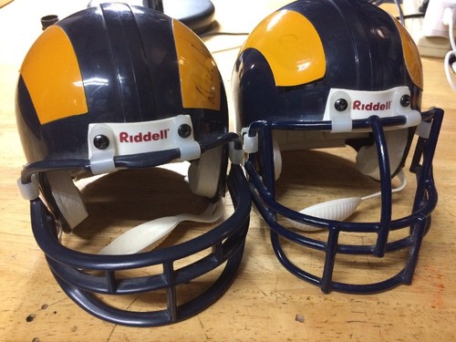 Dos MINICASCOS DE FÚTBOL AMERICANO RIDDELL COLOR ST Louis RAMS 1999 Firma del equipo - Imagen 1 de 7