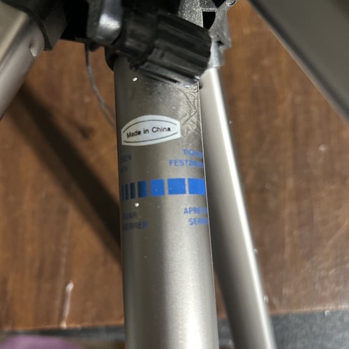 Vanguard VT 200 Travel Tripod - Picture 7 of 8