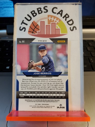 2021 Panini Prizm Prizms Red White and Blue #44 Jose Berrios - Picture 2 of 2