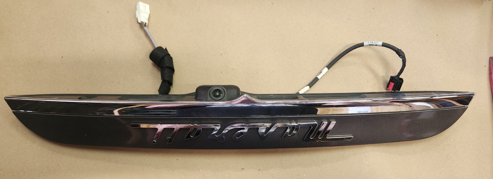 2014-2019 Maserati Ghibli Trunk Lid Trim  W/Chrome OEM GRIGIO MARATEA 571/A