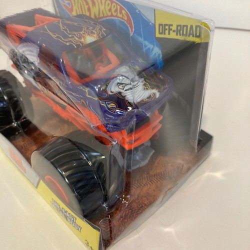 New Hot Wheels Monster Jam Storm Damage 2014 Monster Truck 1:24 Diecast Off-Road - Picture 5 of 11