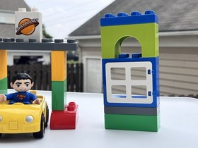 Lego Duplo 10543 Superman Rescue DC Comics Superheroes Missing Cape 99% Complete