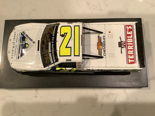 ZANE SMITH AUTOGRAPHED 2020 SILVERADO BAY MOUNTAIN AIR MICHIGAN WIN DIECAST - Picture 13 of 24