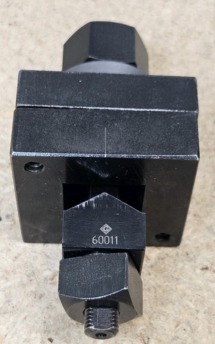 Greenlee No. 61010 - 60011 punch - 60012 die - .882" square - knockout - U.S.A - Picture 19 of 22