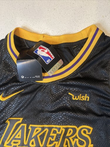 New NWT LeBron James Los Angeles Lakers Nike Swingman Jersey Black Mamba YouthXL - Picture 3 of 6