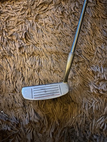 Slazenger V300 Right Hand Putter - Picture 2 of 4