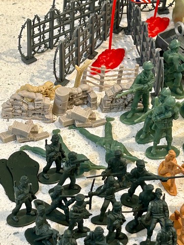 HUGE Lot ARMY Men 1" to 2" + ZERBOZ Military Mini Boxes + Misc. Items - NICE! - Picture 20 of 24