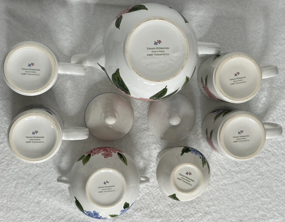 Tiffany & Company Hydrangea Teapot 4 Mugs Sugar Creamer 7 piece