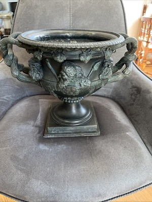 Antike Warwick Schale Prunkvase Zinkguss Historismus Bacchus 19.Jh Berlin top