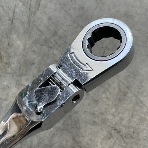 Craftsman USA 9/16 Reversible Ratcheting Combination Wrench 42474 L-AB - Picture 11 of 23