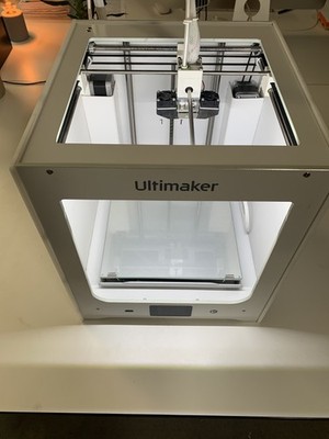 Ultimaker 2+ Connect 3D-Drucker gebraucht, guter Zustand