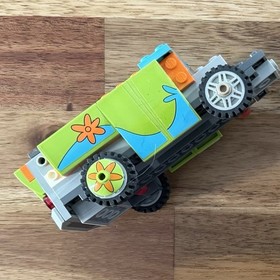 LEGO x SCOOBY DOO Mystery Machine Car Parts Pieces - INCOMPLETE*FOR PARTS AS IS
