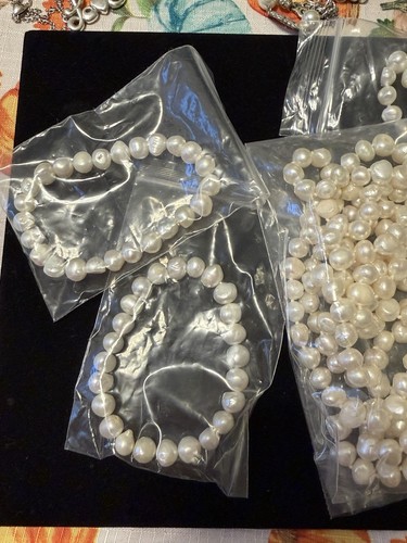 LOT OF 5 JTV VARIOUS TYPES OF PEARL NECKLACES NAD STRETCH BRACELETS FLAPPER - Picture 5 of 6