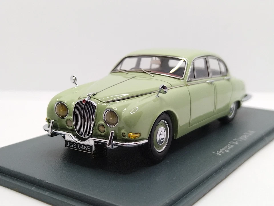 Neo Scale Models 1/43 Jaguar S-Type 3.4 1963. Extremely Rare!  - Image 2 of 4