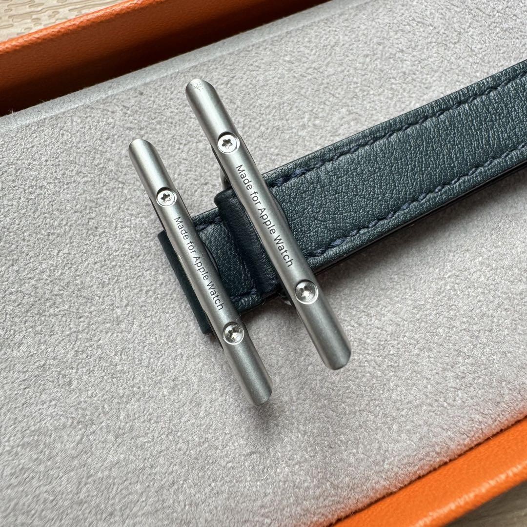 2075 Apple Watch エルメス　ヴェール　ルソー　グリーン　レザー Hermes Apple Watch Leather Band Green Vert Rousseau Double