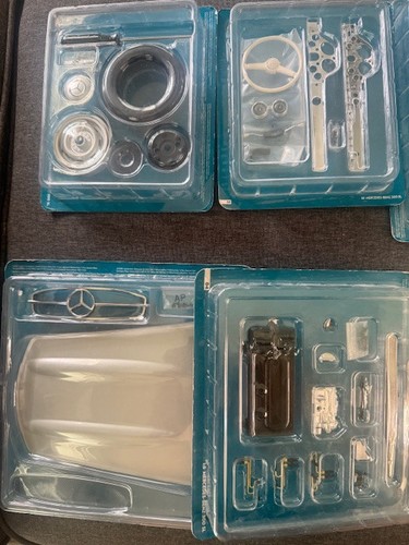 DIY SET Mercedes-Benz 300 SL Coupe 1:8 Eaglemoss INCOMPLETE!!! (UP) - Picture 2 of 12