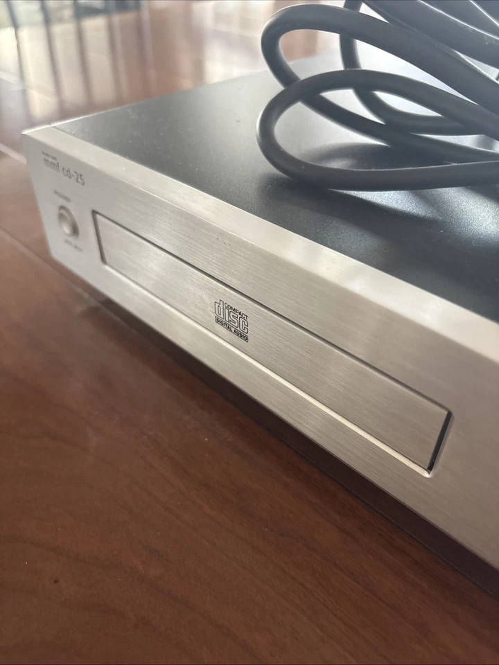 Music Hall MMF CD-25 - ¡Funciona muy bien! Foto 4 de 4