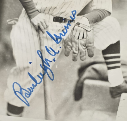 BURLEIGH GRIMES Signed Real Photo Postcard-HOF-GIANTS-ROBINS-YANKEES-PSA 9 Auto - Picture 2 of 4