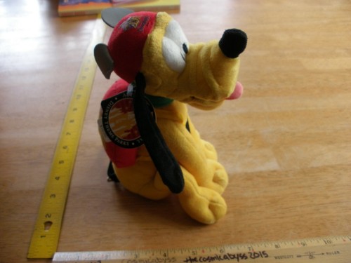 Pluto Disney Dream Friends Disneyland 2000s plush doll 8" NWT - Picture 3 of 12