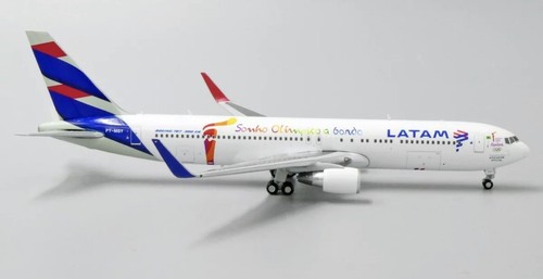 *OFERTA* LATAM B767-300ER Reg: PT-MSY JC Alas Escala 1:400 Diecast - Equipo Olímpico - Imagen 5 de 12
