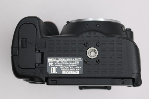 Nikon D5300 DSLR Camera w/ 18-55mm VR II Lens, Bag, Battery, Charger, SD Card - Picture 20 of 22