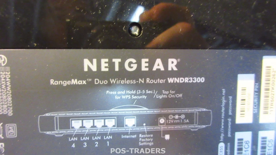 Netgear WNDR3300 RangeMax 4-Port Duo Wireless-N Router 2.4GHz/5.0GHz EXCL PSU - Bild 3 von 3