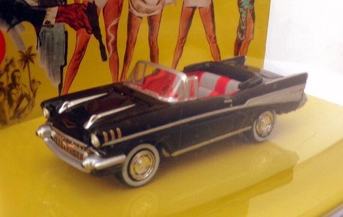 Johnny Lightning 1/64 Scale 03973 - 1957 Chevy Bel Air - Bond 007 Dr. No - Imagen 2 de 2