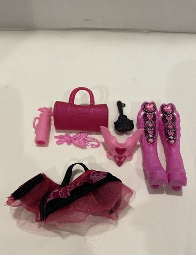 Armadietto e accessori Monster High G3 Skulltimate Secrets Mysteries Draculaura - Foto 10 di 10