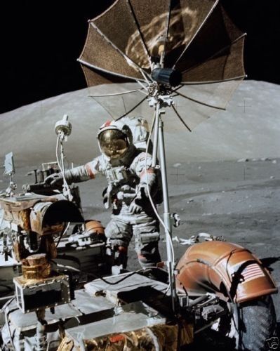 NASA Apollo 17 Astronaut Eugene Cernan stands by Lunar Rover New 8x10 Photo - Imagen 1 de 1