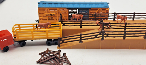 Tyco Railroad Empire HO Scale Locomotive, Pipe Dump, Hore Car, Log Dump, Misc. - Picture 58 of 101