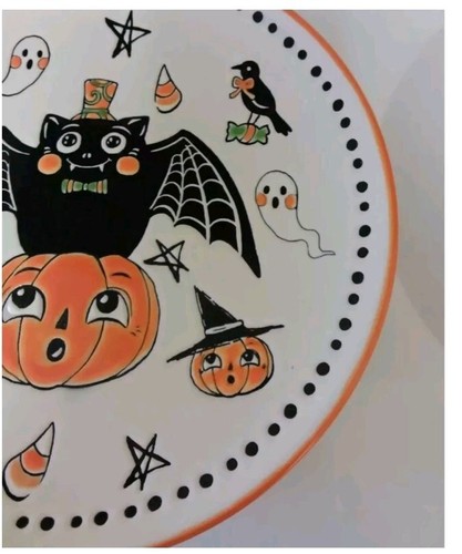 Set of 4 Eli + Ana Scary Halloween 8 1/2" Ceramic "Creep Show" Salad Plates - Picture 4 of 6
