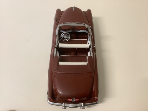 1953 BUICK SKYLARK 1/18 Scale DieCast by Motor Max Pre-Owned No Box USED - Picture 6 of 8