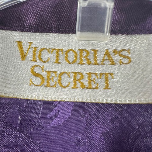 Pigiama Victorias Secret etichetta oro vintage viola taglia S pigiama setoso con bottoni - Foto 5 di 8