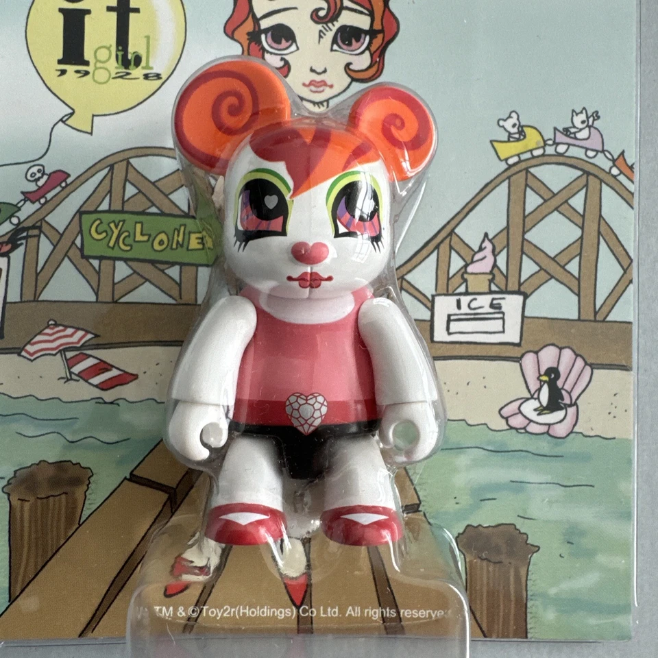 "Serie de llaveros Qee de 2"" ~ Anna Puchalski IT Girl 2005 ~ vinilo Toy2R" Foto 2 de 4