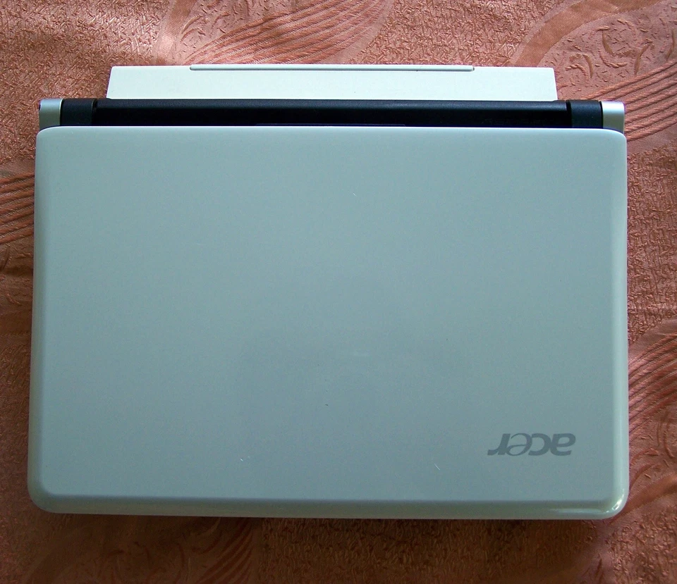 Acer Aspire One kav10 (D150), Intel N280 1.66GHz, 2GB, 160GB, Win XP, 10.1" - Image 3 of 4