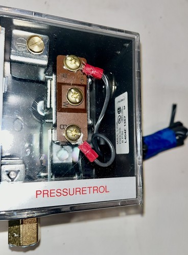 Honeywell L404A 1354/1367 Steam Heating System Pressuretrol Pressure Control - Picture 2 of 6