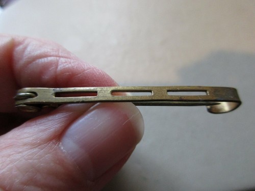 BROCHE ANTIGUO DE COLECCIÓN EDUARDIANO ART DECO TONO DORADO CORTE RECTÁNGULO BARRA ANTIGUO REINO UNIDO - Imagen 3 de 3