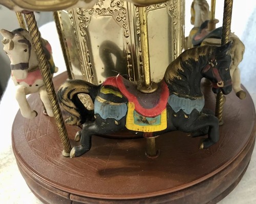 WACO Melody N Motion CAROUSEL Porcelain Bisque MUSICAL Over TheWaves Parts Only - Picture 12 of 13
