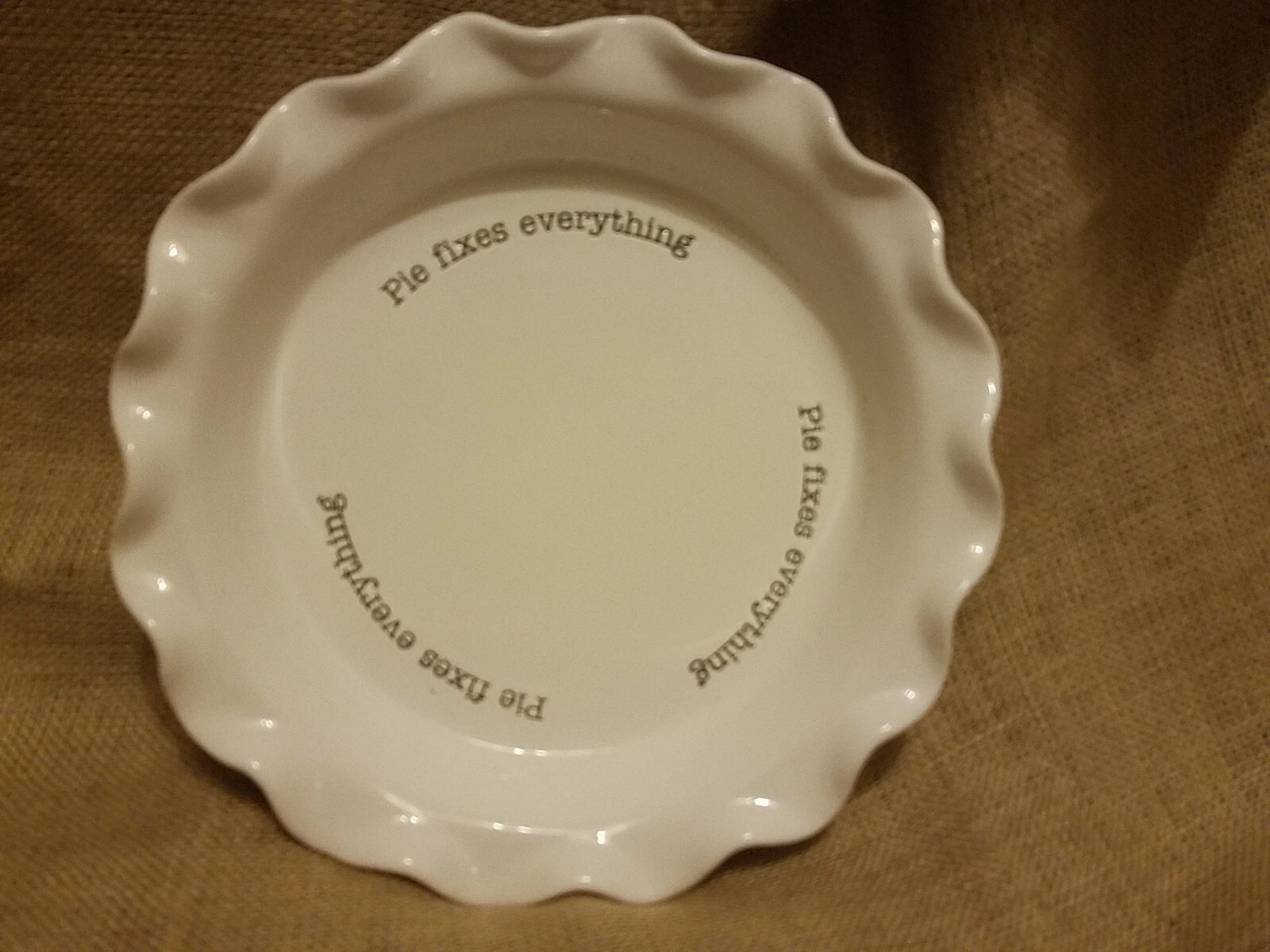 Mud Pie Scalloped Dish Plate 'Pie Fixes Everything'