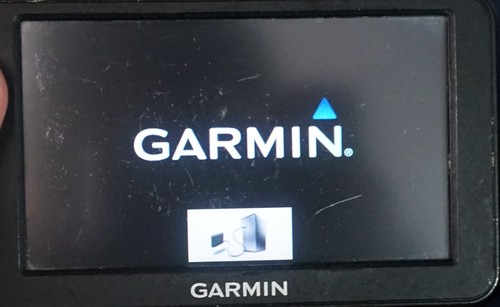 Garmin Nuvi 40LM Automotive GPS w/ Life Time Updates 4.3-inch - Picture 3 of 3