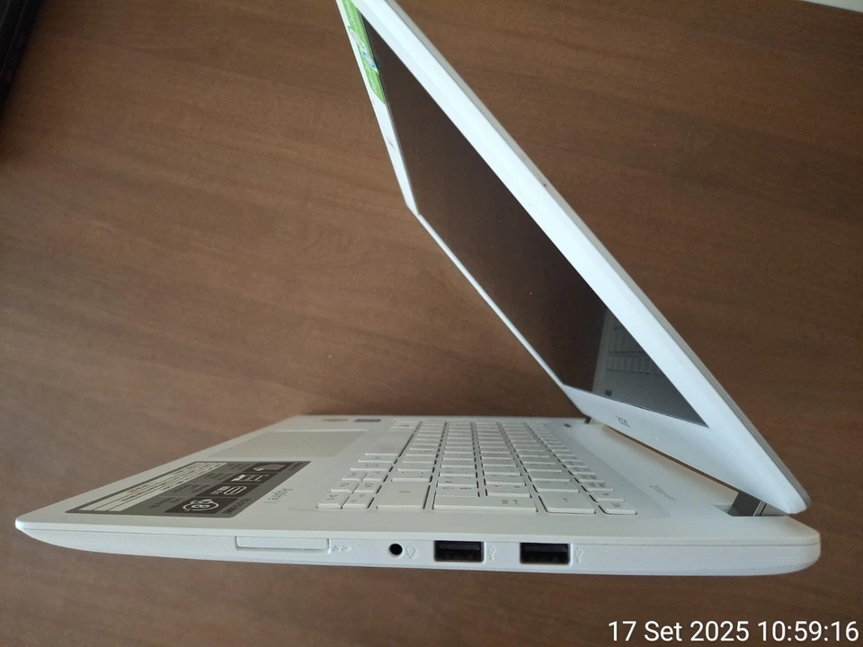 Acer ASPIRE V13 V3-372-55MZ - Immagine 4 di 4