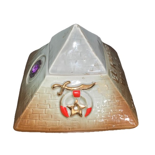 Vintage 1975 Jim Beam Distillery Liquor Bottle Decanter EMPTY Pyramid Home Decor - Picture 8 of 8