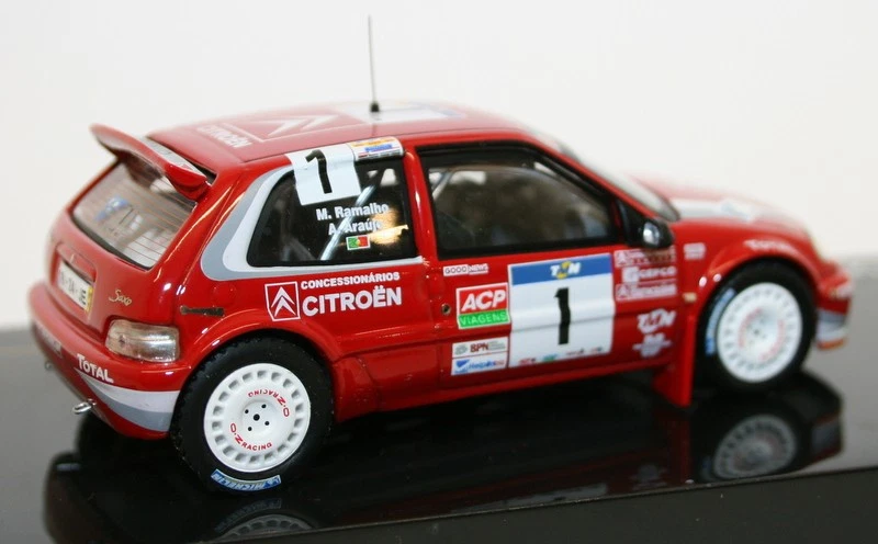 Модель автомобиля IXO масштаб 1/24 RAM226 - Citroen Saxo S1600 #1 ралли Португалия 2004 - Изображение 3 из 3