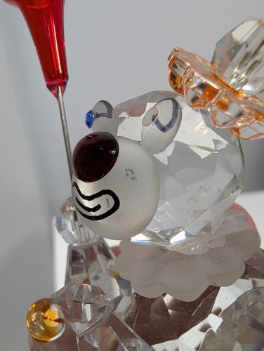 Crystal Figurine Of A Clown Holding A Balloon - RSPCA NW London - Picture 7 of 11