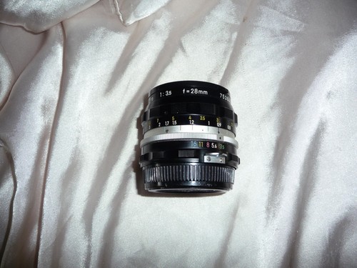 Lente de cámara vintage Nikon Nikkor-H automática 28 mm 1:3,5 F=28 mm 753849 - Imagen 3 de 5