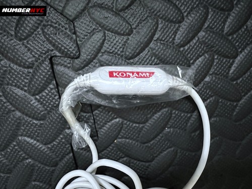 Blanco Konami Logitech Micrófono Cableado USB E-UR20 Wii PS2 PS3 XBOX 360 PROBADO - Imagen 5 de 5